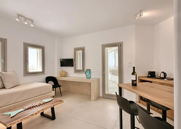 Aloft Mykonos Agios Stefanos (Mykonos)